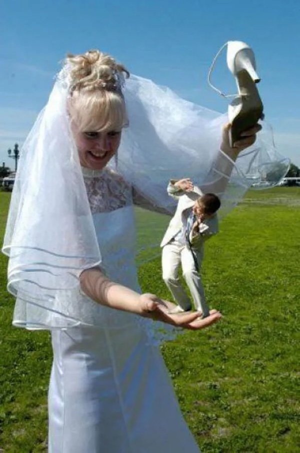 Crazy Russian Wedding Photos (38 pics)