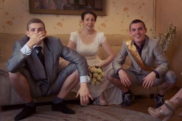 Crazy Russian Wedding Photos (38 pics)