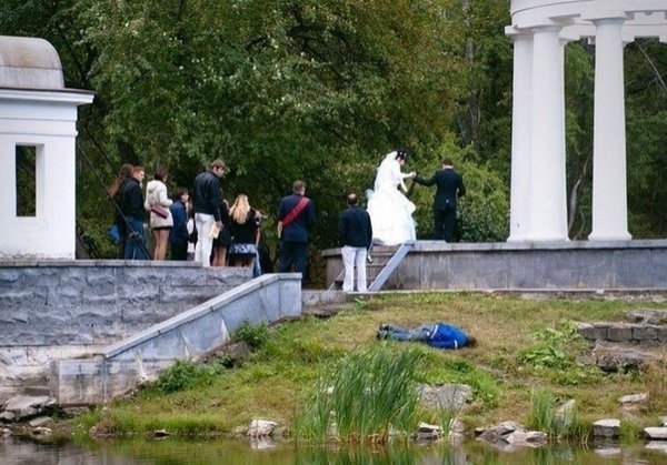Crazy Russian Wedding Photos (38 pics)