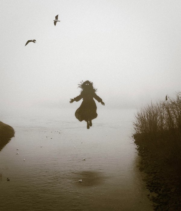 Creepy Photos (22 pics)