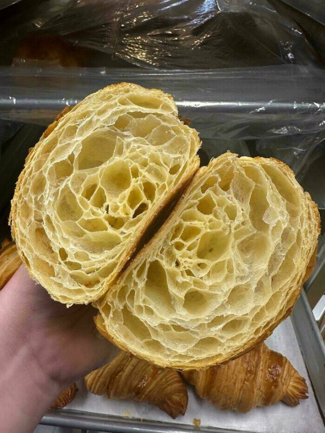 Perfect Cakes For Perfectionists (25 pics)