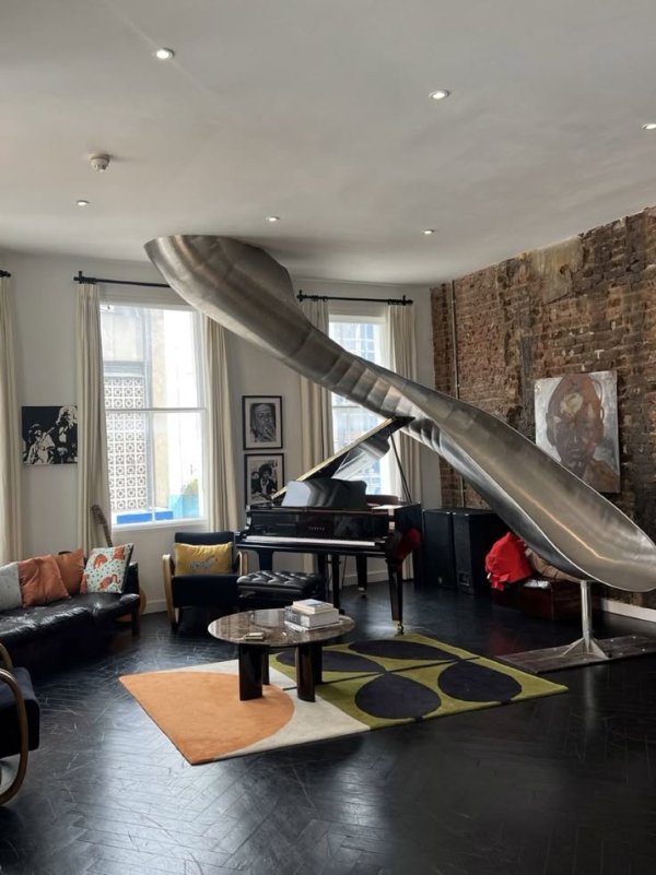 Strange Interior Elements (25 pics)