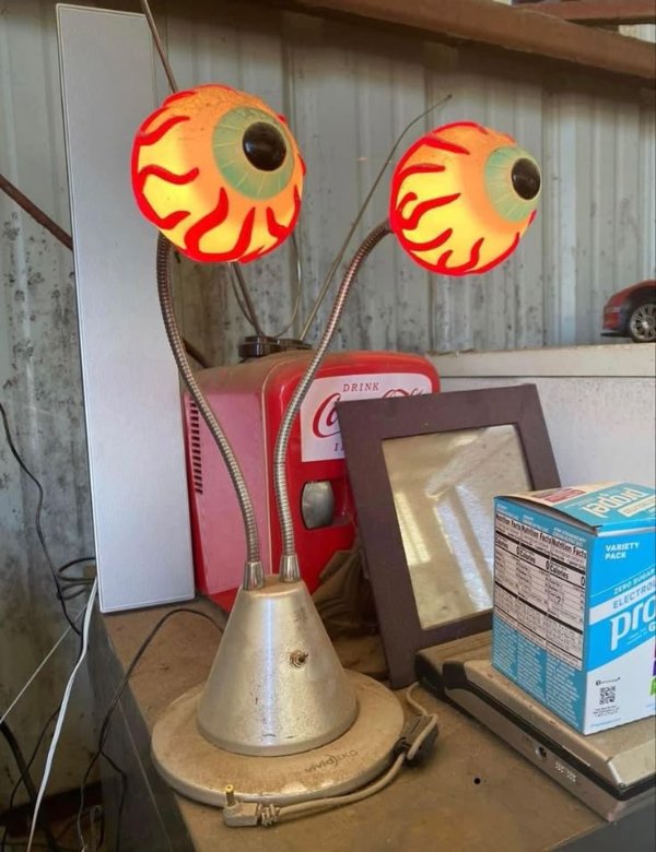 Strange Interior Elements (25 pics)