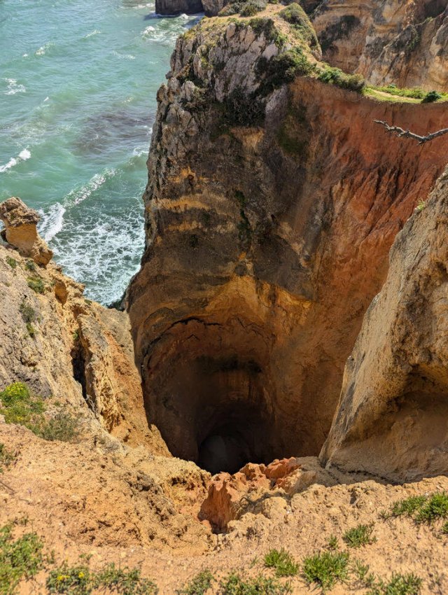 Optical Illusions (16 pics)