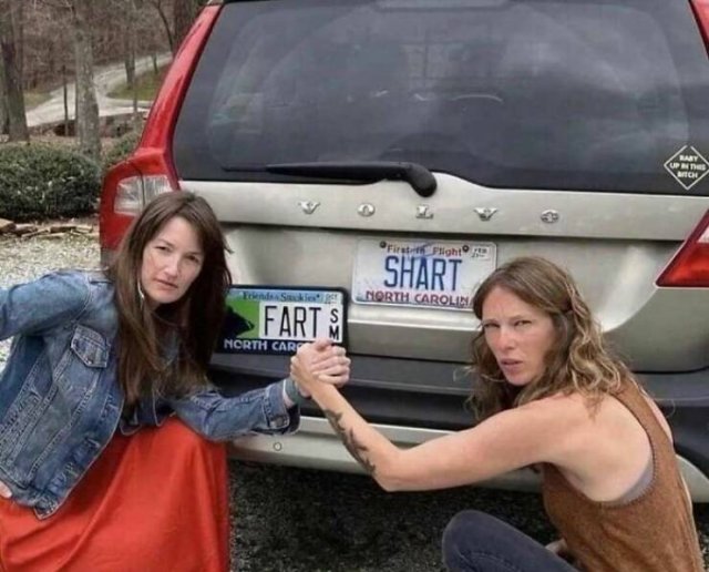What Is Going On Here? (23 pics)