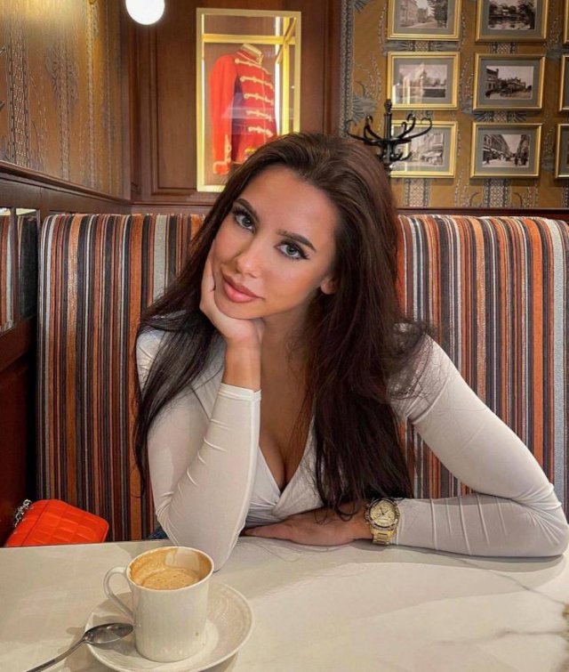 Beauty Girls (51 pics)