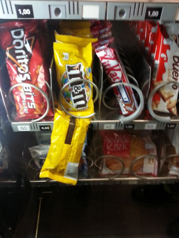 Bad Days Happen (22 pics)