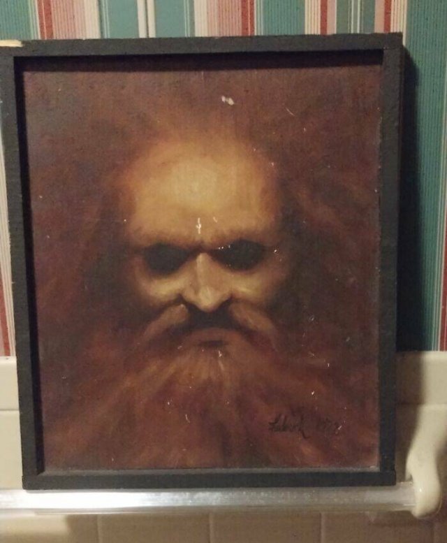 Creepy Finds In Houses (23 pics)
