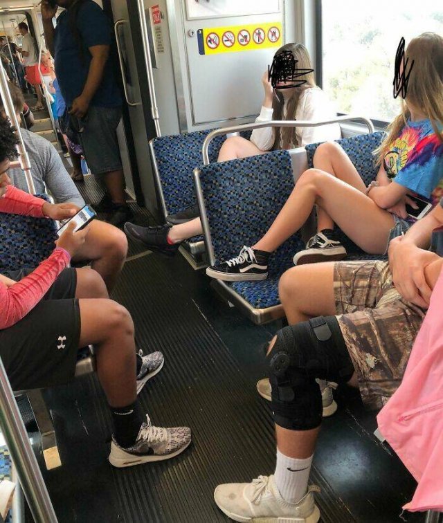 Annoying People (24 pics)