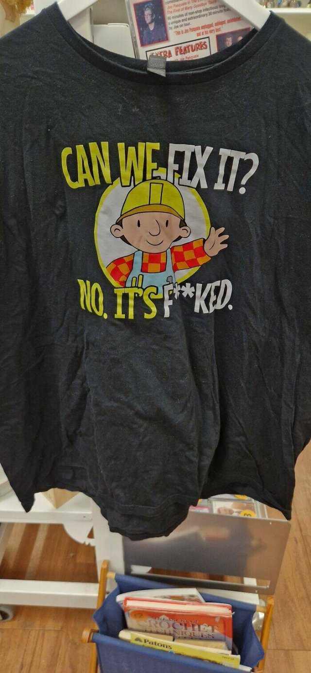 Weird Finds In Thrift Shops (24 pics)