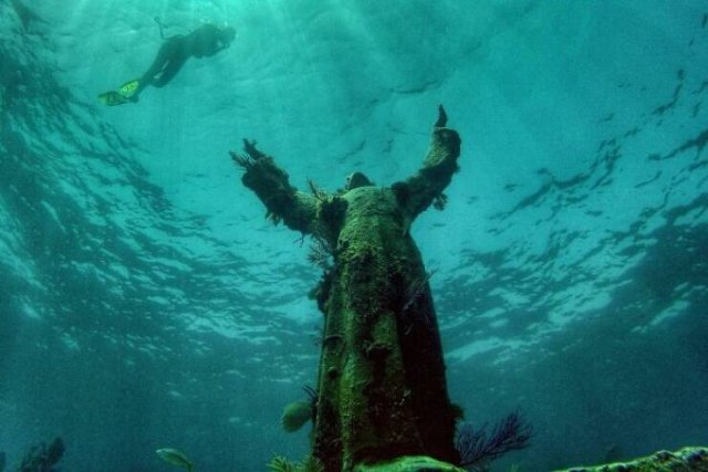 Strange Finds From The Ocean (29 pics)