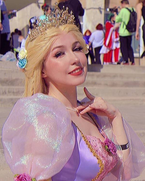 Cosplay Girls (49 pics)