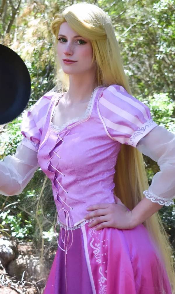 Cosplay Girls (49 pics)