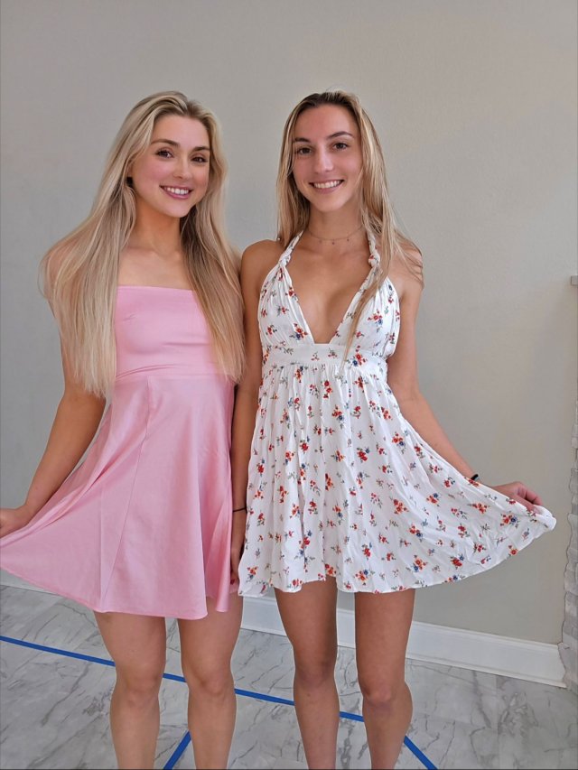 Girls In Sundresses (33 pics)