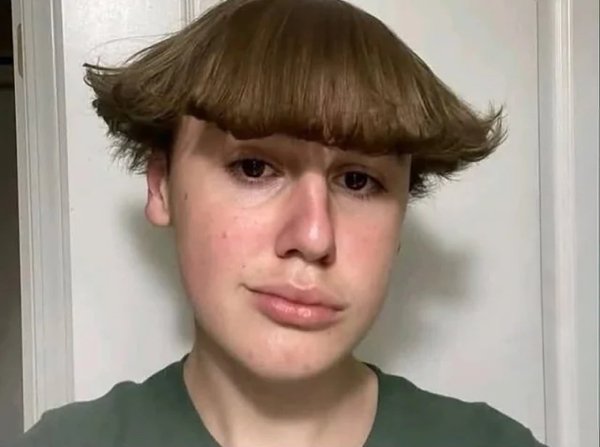 Awful Haircuts (23 pics)