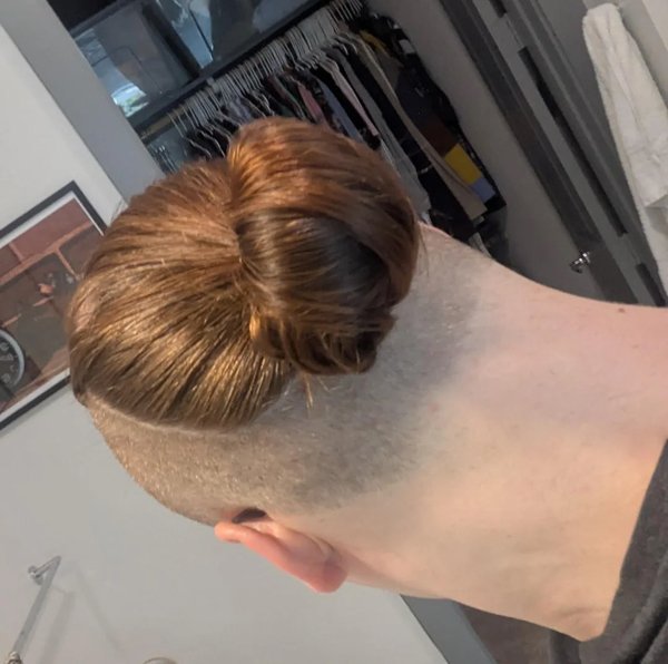Awful Haircuts (23 pics)
