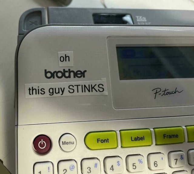 Non-Dangerous Vandalism (22 pics)