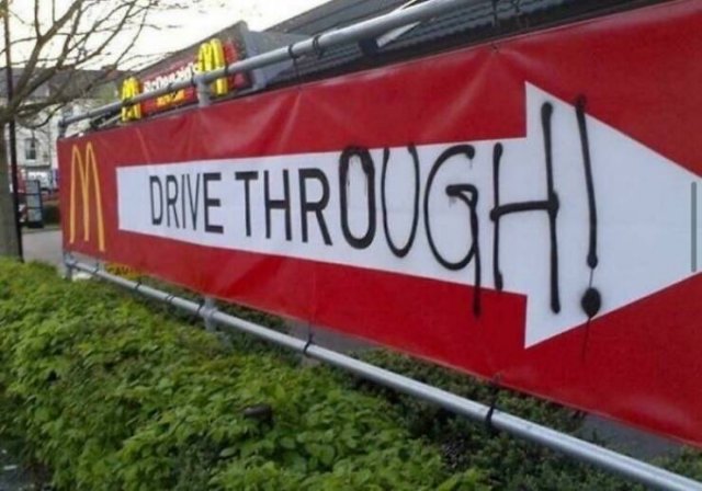 Non-Dangerous Vandalism (22 pics)