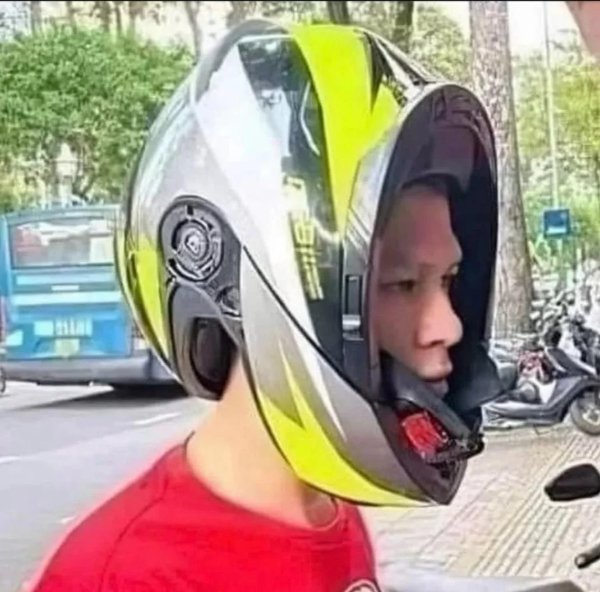 What Is Going On Here? (29 pics)