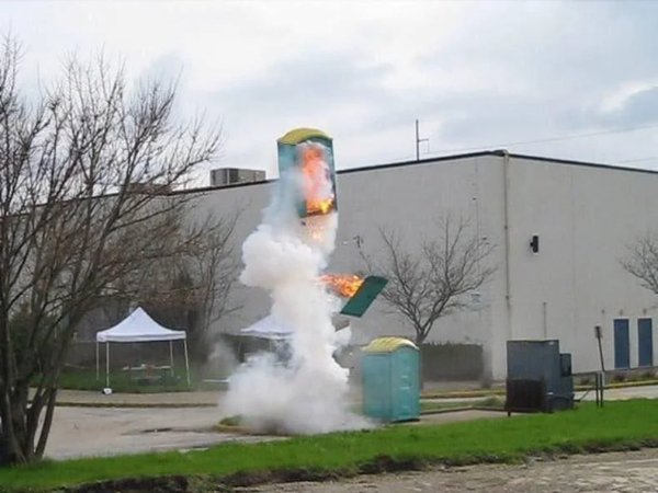 What Is Going On Here? (29 pics)