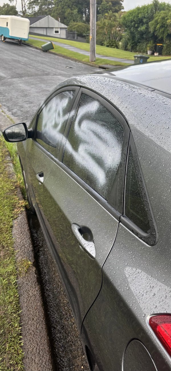 Bad Days Happen (23 pics)