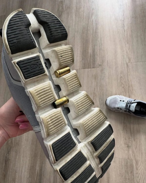 What Is Going On Here? (29 pics)
