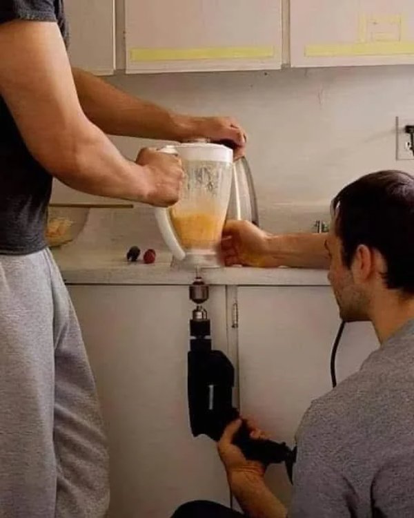 What Is Going On Here? (29 pics)