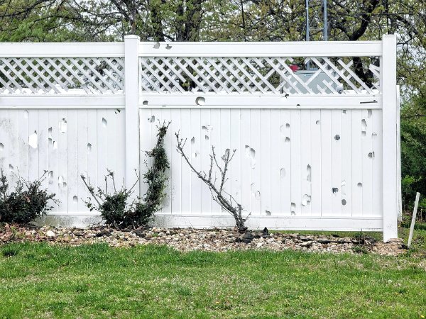Bad Days Happen (23 pics)