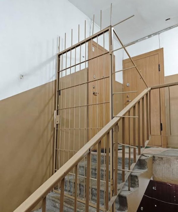 Weird Real Estate Listings (25 pics)
