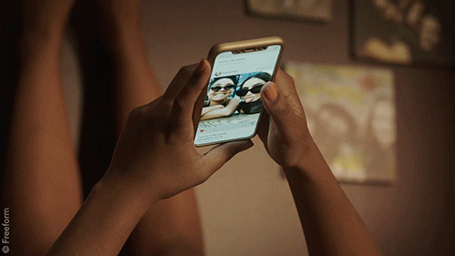 Odd Thoughts (12 gifs) Odd Thoughts (12 gifs)