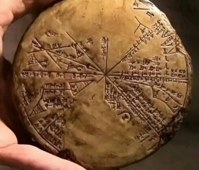 Incredible Ancient Finds (24 pics)