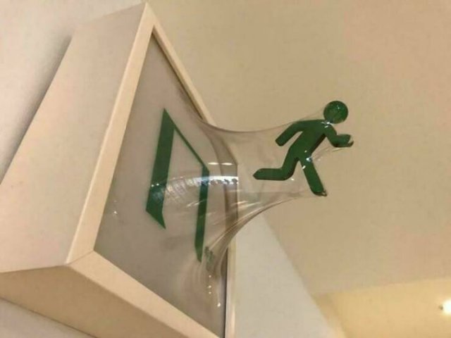 What Is Going On Here? (20 pics)