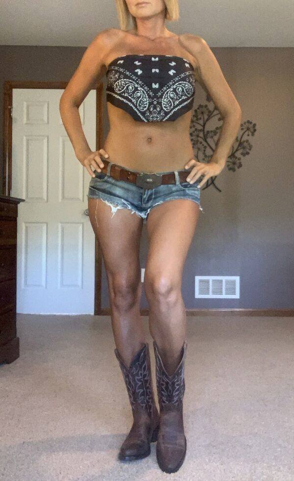 Country Girls (26 pics)