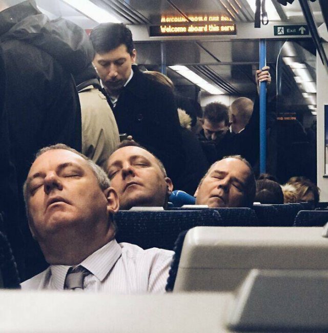 Unusual Photos From Around The World (19 pics)