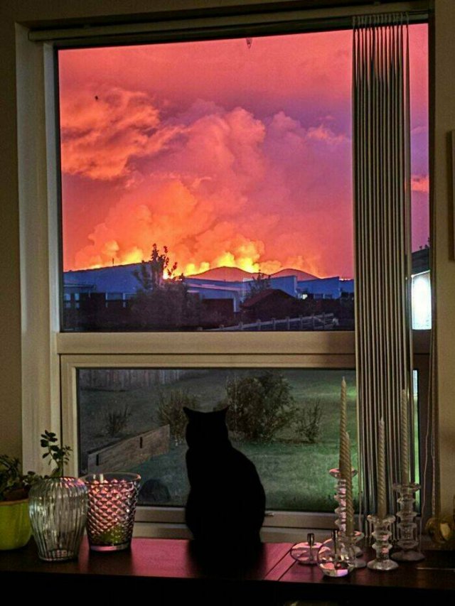 Unusual Photos From Around The World (19 pics)