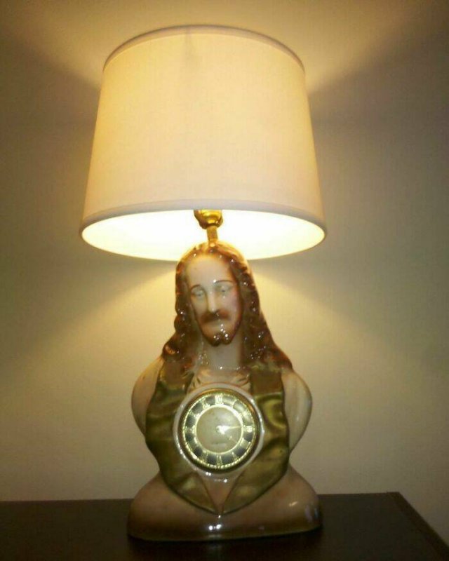 What Is Going On Here? (24 pics)