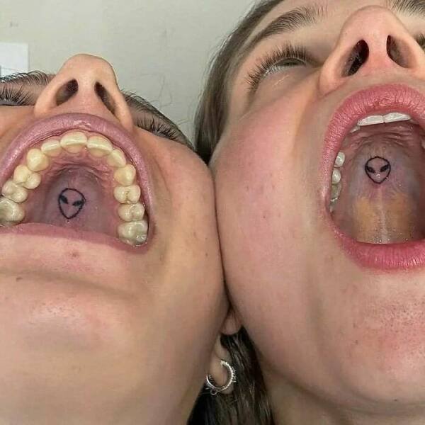 Unusual Tattoos (25 pics)