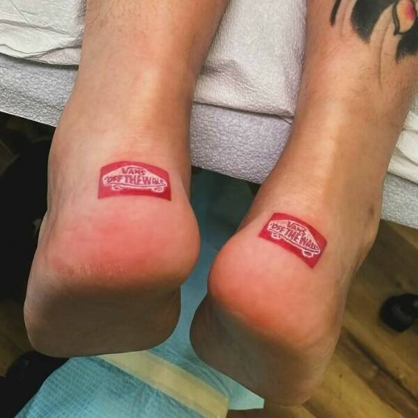 Unusual Tattoos (25 pics)