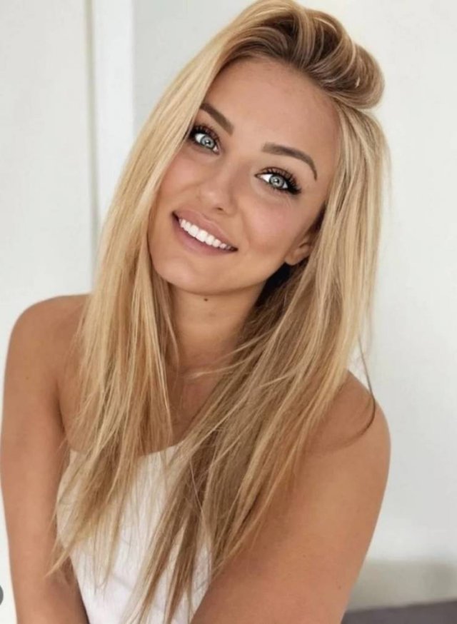 Slim Girls (44 pics)