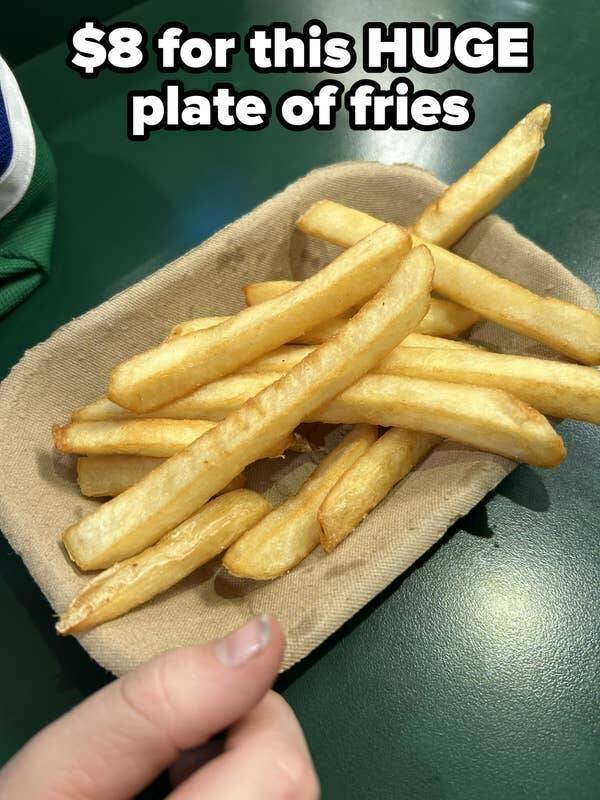 Disappointing Shopping (24 pics)