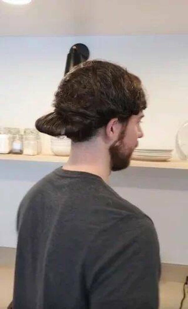 Awful Haircuts (19 pics)