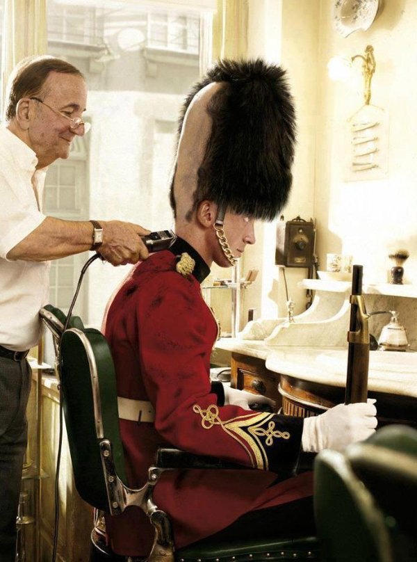 What Is Going On Here? (24 pics)