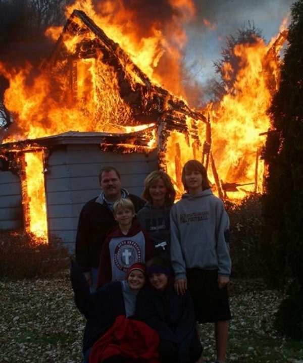 What Is Going On Here? (24 pics)