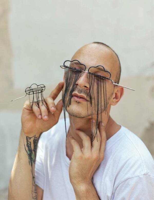 Weird Fashion (16 pics)