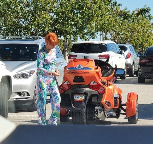 Weird Fashion (16 pics)