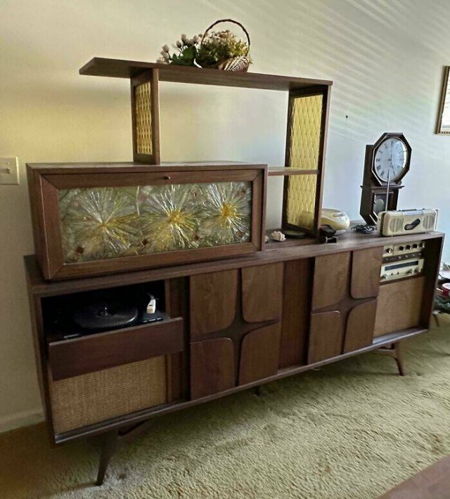 Vintage Interior Items (25 pics)