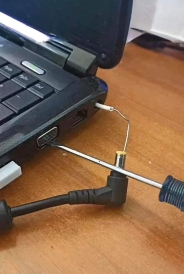 They're Doing It Wrong (23 pics)