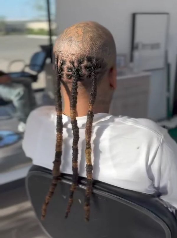 Awful Haircuts (23 pics)