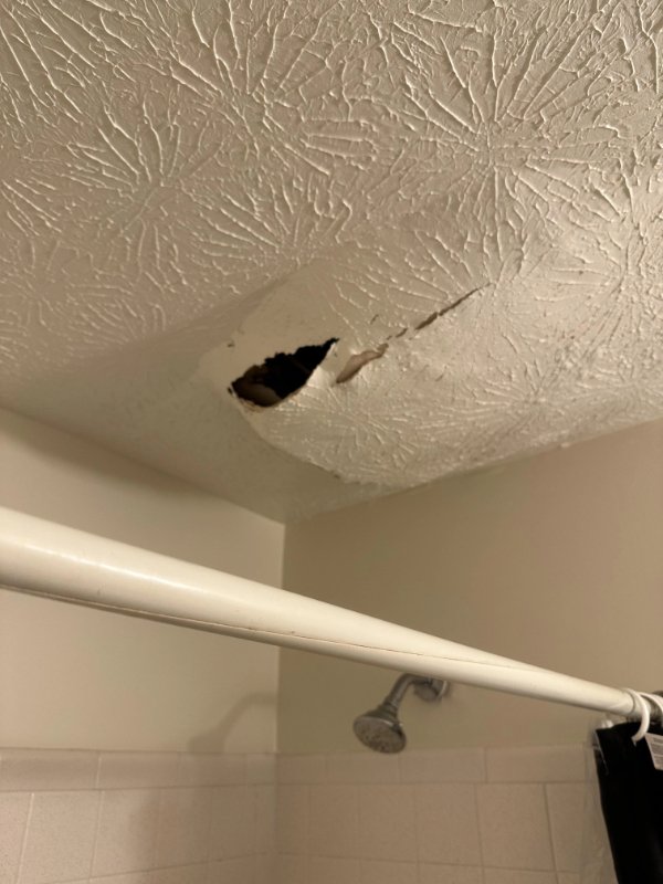 Bad Days Happen (23 pics)