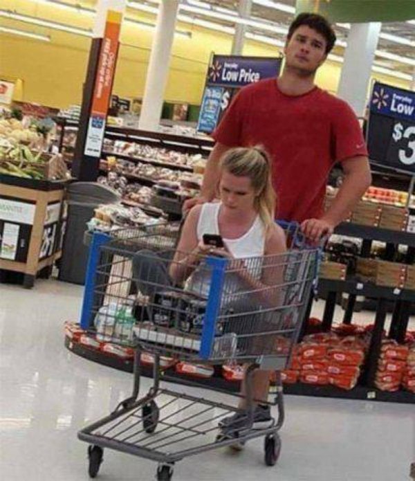 What Is Going On Here? (28 pics)